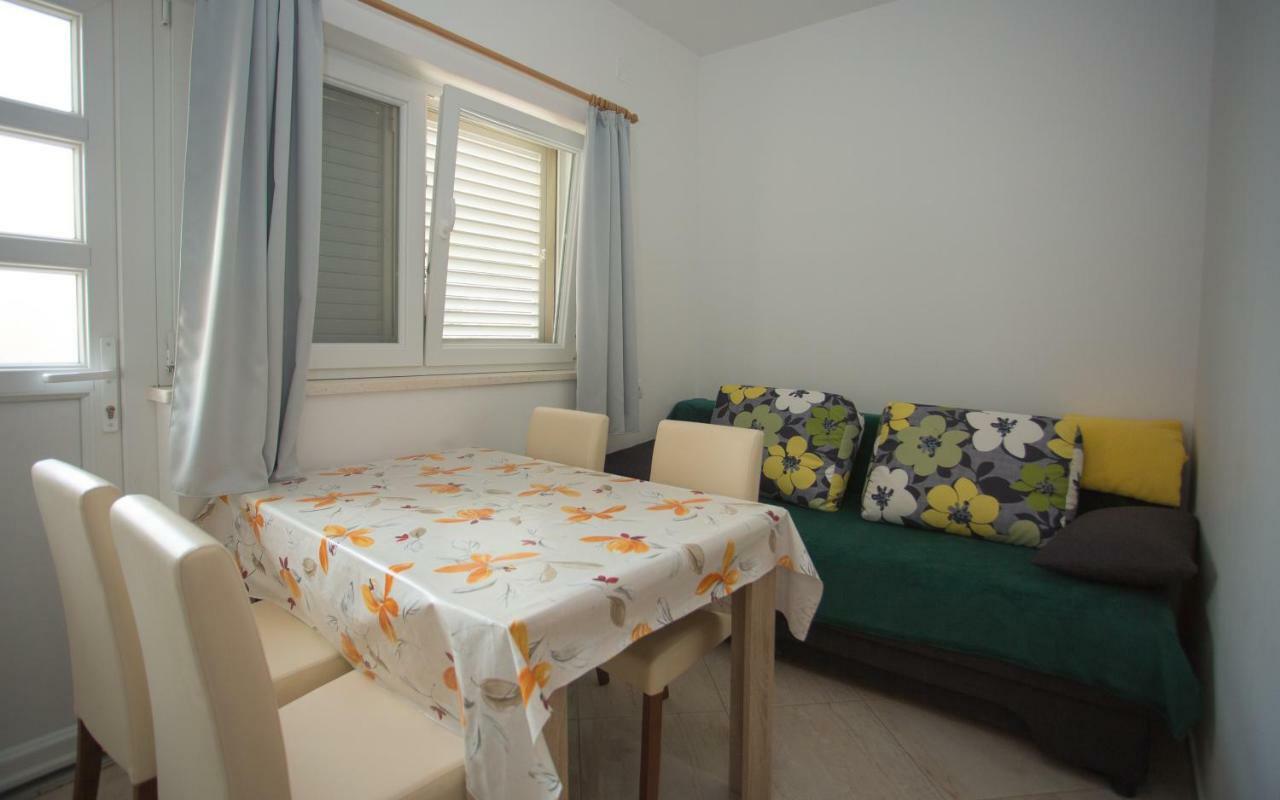 Apartment Ribica Kaštela エクステリア 写真