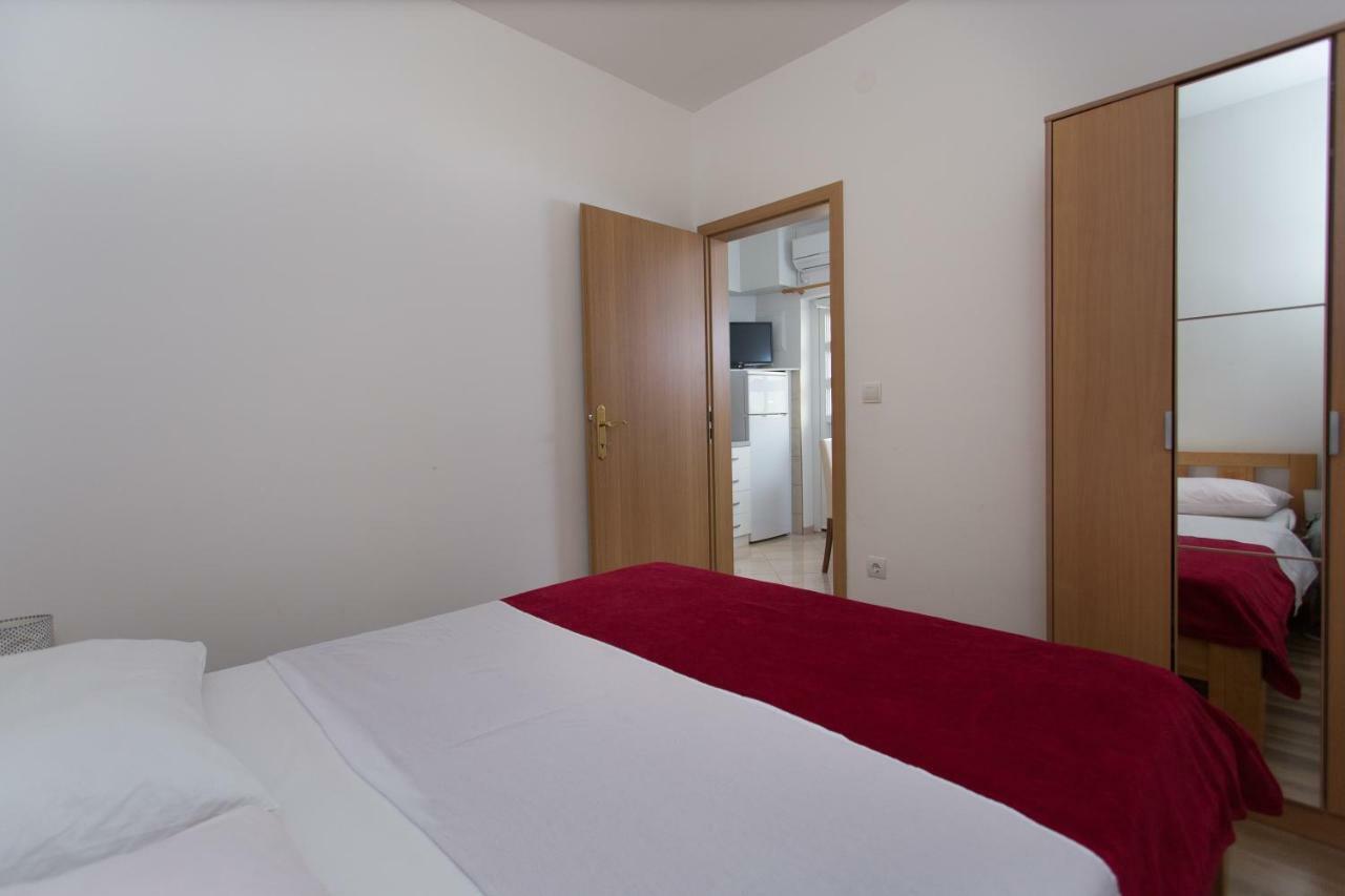 Apartment Ribica Kaštela エクステリア 写真
