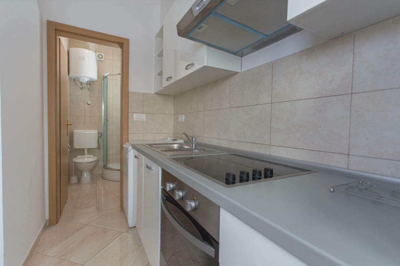 Apartment Ribica Kaštela エクステリア 写真