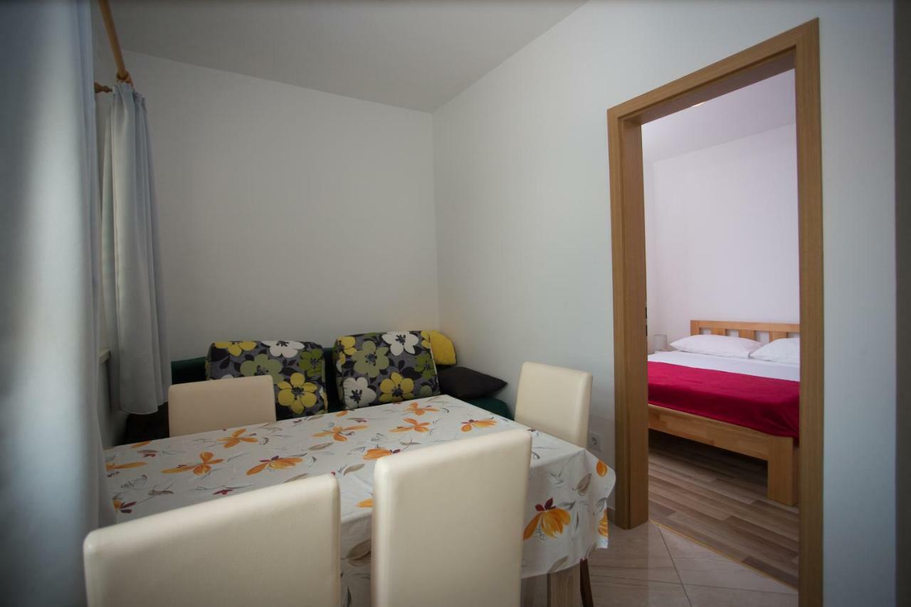 Apartment Ribica Kaštela エクステリア 写真