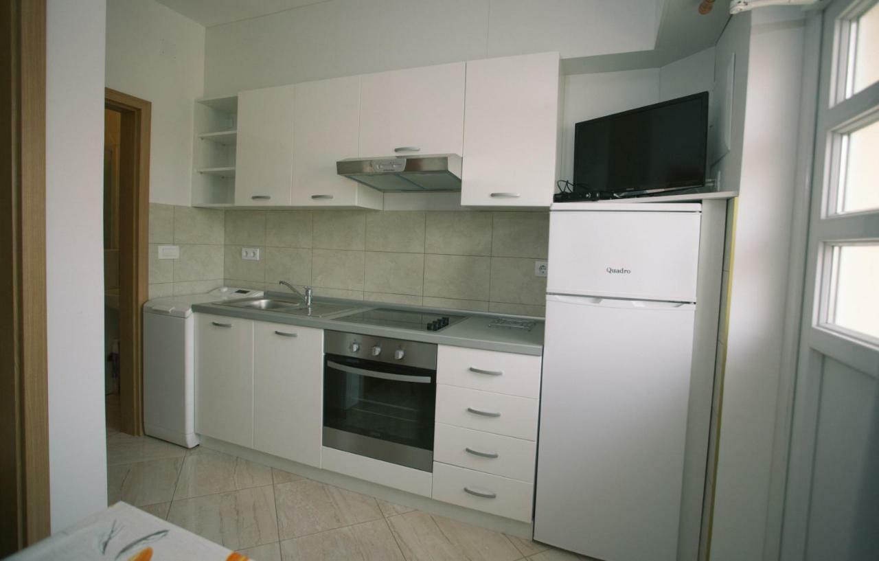 Apartment Ribica Kaštela エクステリア 写真