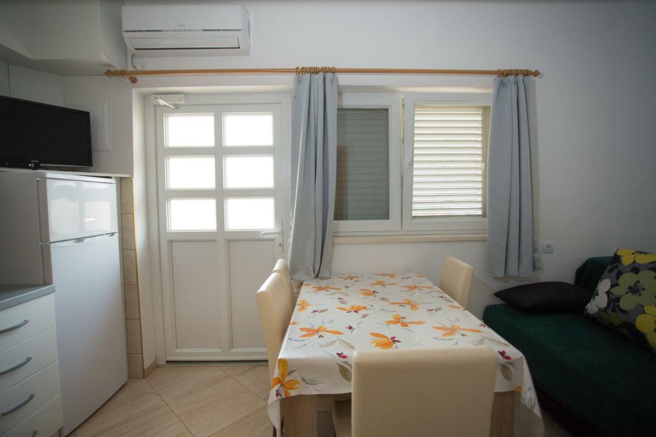 Apartment Ribica Kaštela エクステリア 写真